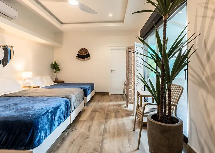 Tropical Casa - Walk - Prime Area Ferienhaus *