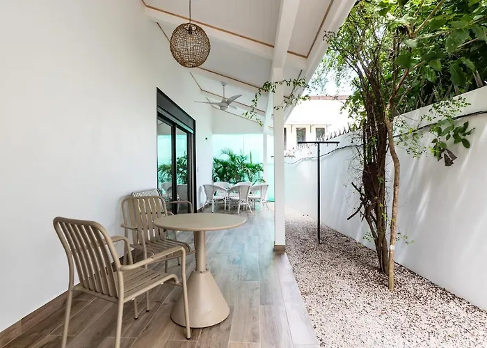 Tropical Casa - Walk - Prime Area Ferienhaus